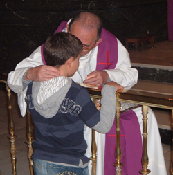 http://parroquiasanmiguel.com/wp-content/uploads/images/confesion.jpg